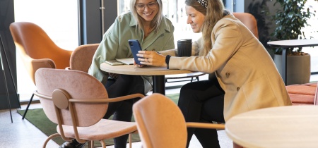 Foto 13 di 12 Marshgate Lane ad Londra