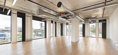 Foto 3 di 12 Marshgate Lane ad Londra