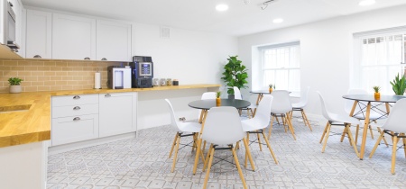 Foto 15 di 14-17 Red Lion Square ad Londra