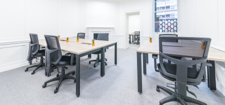 Foto 8 di 14-17 Red Lion Square ad Londra