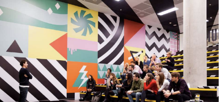 Foto 13 van 191 Wood Lane in Londen