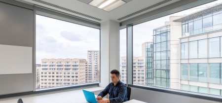 Foto 4 di 2 Lakeside Drive ad Londra