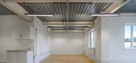 Foto 3 van 4-6 Morie Street in Londen