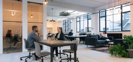 Foto 2 van 32-38 Scrutton Street in Londen