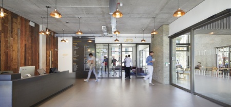 Foto 2 de la 332 Ladbroke Grove en Londres