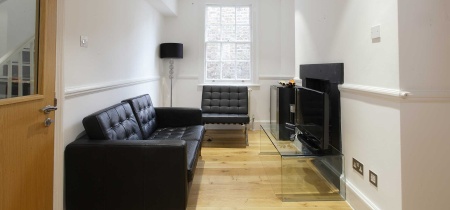 Foto 7 di 6-8 Ganton Street ad Londra