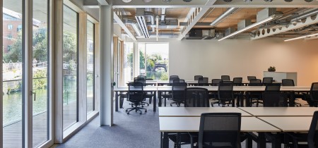 Foto 12 di 6 Orsman Road ad Londra