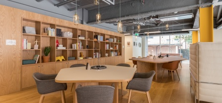 Foto 4 di 77 Fulham Palace Road ad Londra