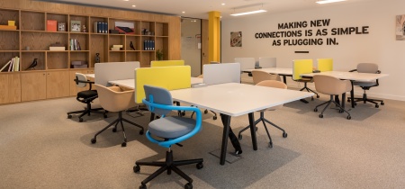 Foto 5 di 77 Fulham Palace Road ad Londra