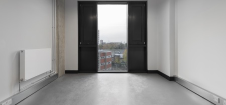 Foto 3 di 7 Corsican Square ad Londra