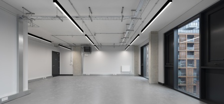 Foto 4 di 7 Corsican Square ad Londra