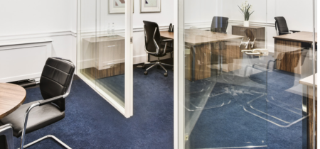 Foto 7 di 8-10 Hill Street ad Londra