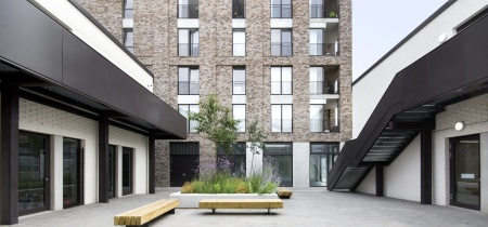 Foto 2 di 8-12 Creekside ad Londra