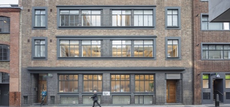 Foto 1 van 6-18 Emerald Street in Londen