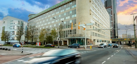 Foto 1 van Waldorpstraat 5 in Den Haag