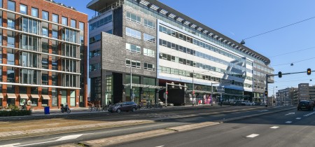 Side view building Bos en Lommerplein