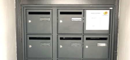 Mailbox 15 Rue de Sambre et Meuse