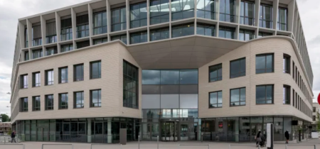 Foto 7 der 212 Parvis Colonel Arnaud Beltrame in Versailles