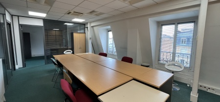 Foto 12 der 3 Rue Moncey in Paris