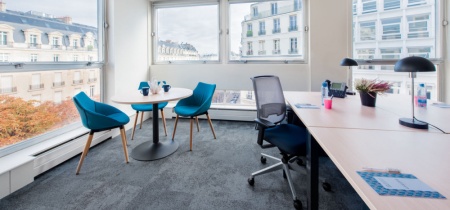 Office 42 Avenue Montaigne