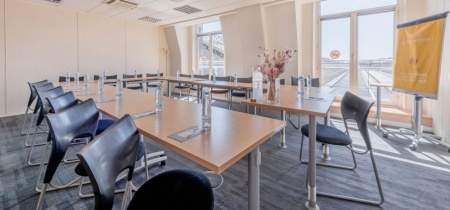 Large meeting room 4 Place Louis Armand