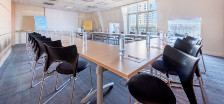 Office space 4 Place Louis Armand