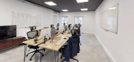 Foto 2 van 50 rue du Faubourg Saint Antoine in Parijs