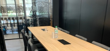 Desk 62 quai des carrieres