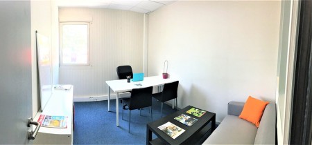 Foto 2 van 130 Avenue de l'Industrie in Rillieux-la-Pape