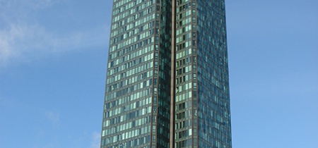 Photo 1 of 16 Place de l'Iris in Courbevoie