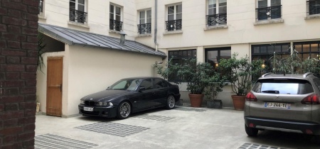 Photo 1 of 42 Rue du faubourg poissonnière in Paris