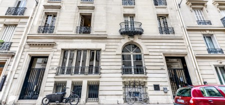 Foto 1 van 16-18 Rue de Bucarest in Parijs