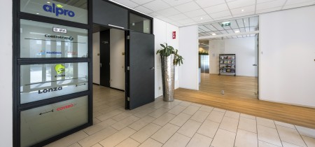 entrance hoge mosten 16-24