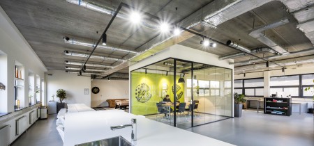 large office space hoge mosten 16-24