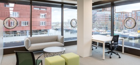 Seating area Grote Bickersstraat