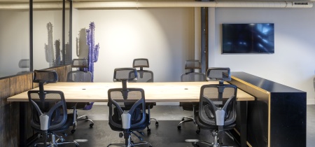 Desks Rozengracht 133