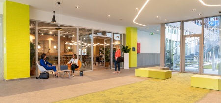 Communal hall area Gaston Crommenlaan 8