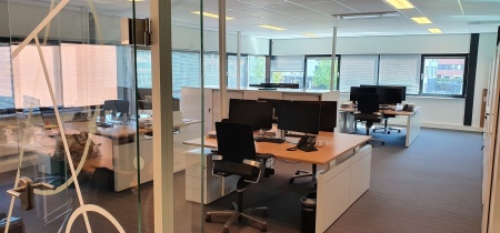 Foto 1 van Paasheuvelweg 33 in Amsterdam