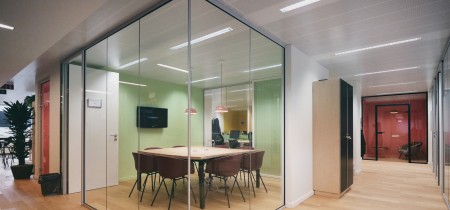 Glass meeting room Square de Meeûs 35