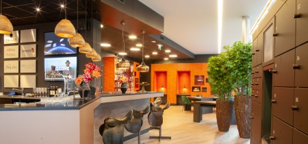 bar