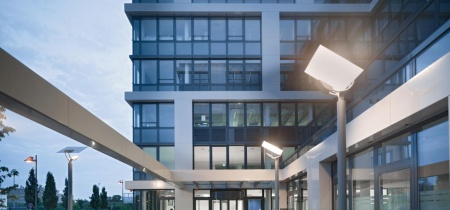Foto 1 di De-Saint-Exupéry-Straße 10 ad Francoforte sul Meno