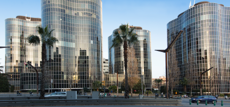 Buildings Gran Via de Carles III 84