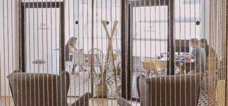 Waiting chairs 1 impasse Reille