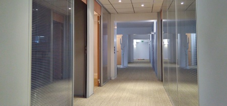 Hallway between offices 83-87 Avenue d'Italie
