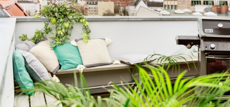 Rooftop seating Tempelhofer Ufer