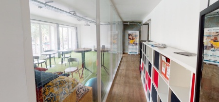 Hallway 53 Boulevard de Strasbourg