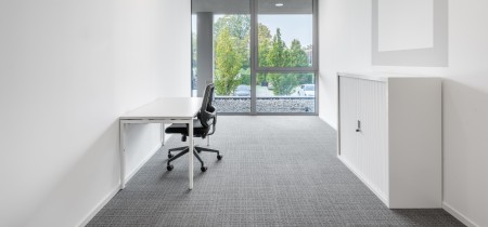 executive office Via San Bovio 3