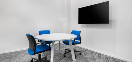 small meeting room Via Giovanni Gioacchino Winckelmann 1