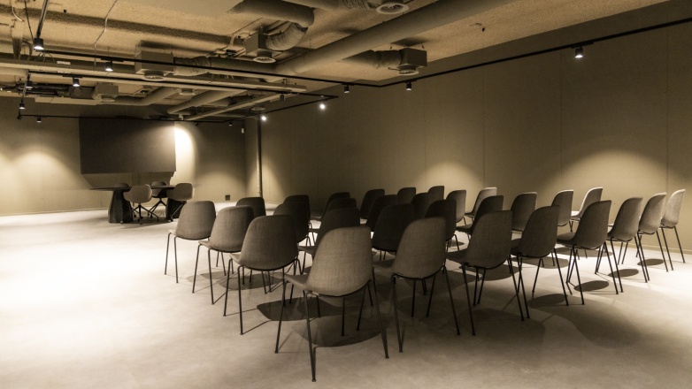 Meeting room 