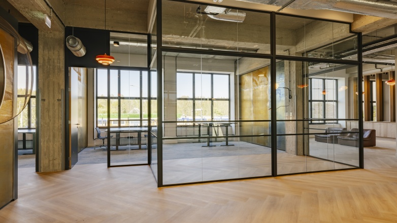 Foto 17 van Haarlemmerstraatweg 13 in Halfweg